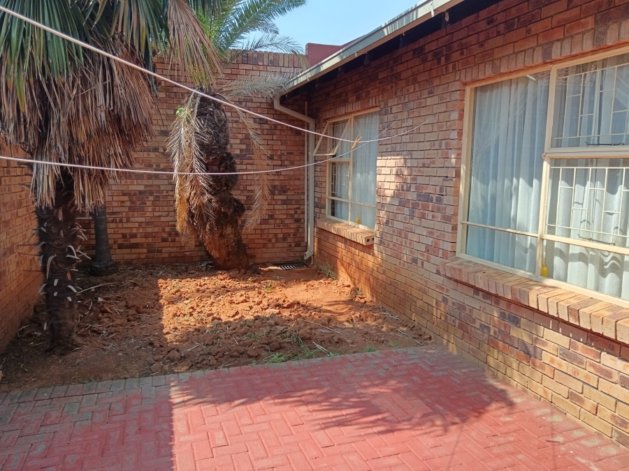 2 Bedroom Property for Sale in Navalsig Free State